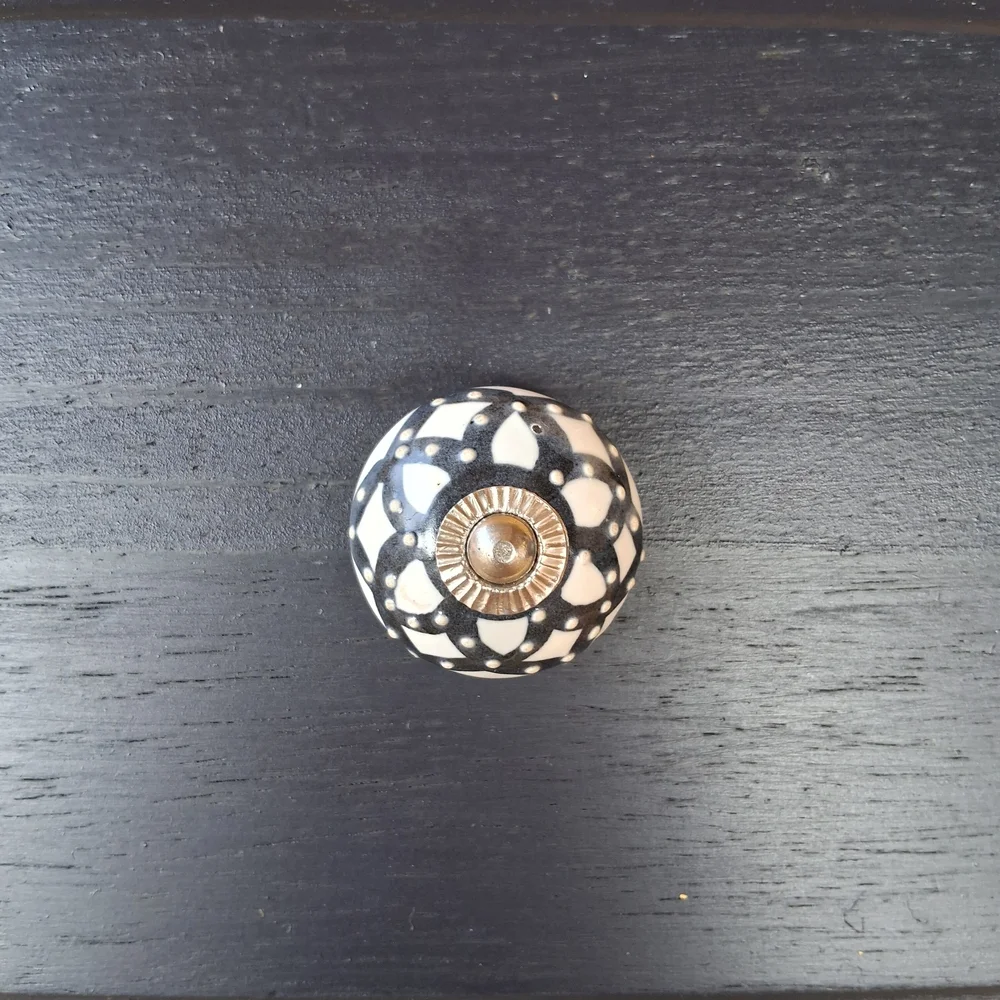 Black and White Decorative Wall Hook Rack - Brand Unbranded